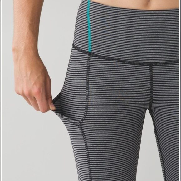 Lululemon Rebel Runner Crop Mini Pop Stripe Heathered Slate Black Size 8 - Picture 5 of 16